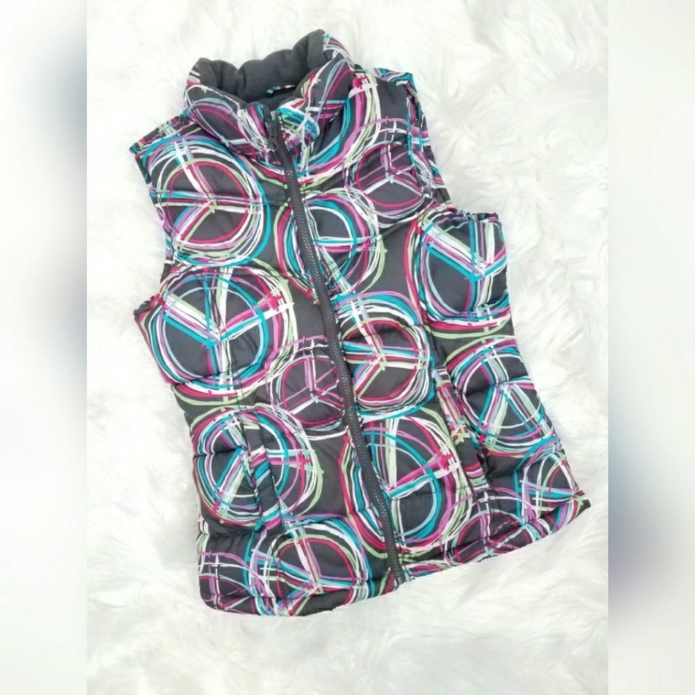 Old Navy Girls puffer vest Size XL